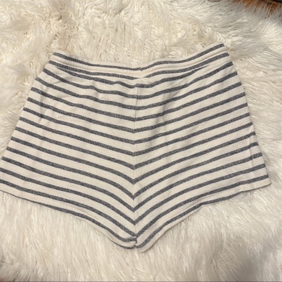Terry cloth stripe beach shorts old navy XL - Picture 2 of 5